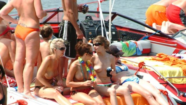 Three Hotties Topless